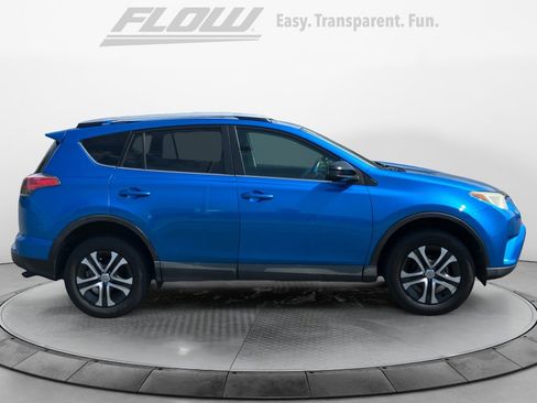 Used 2016 Toyota RAV4 LE AWD/4WD image 10
