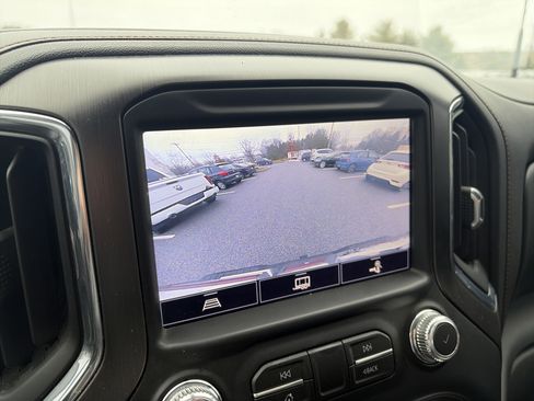 Used 2021 GMC Sierra 2500 AT4 image 46