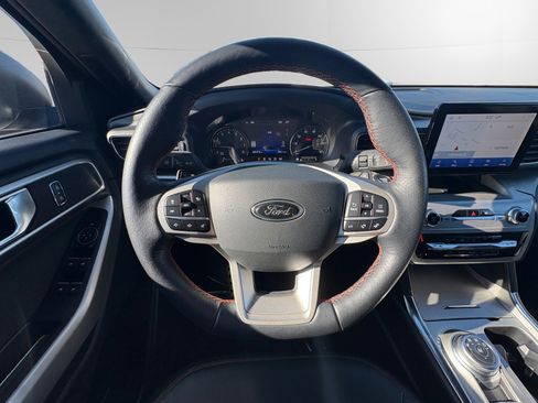 Used 2022 Ford Explorer Timberline image 12