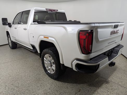 Used 2023 GMC Sierra 2500 Denali w/ Denali Ultimate Package image 4