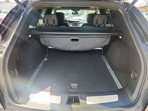 Used 2019 Cadillac XT5 Platinum image 30