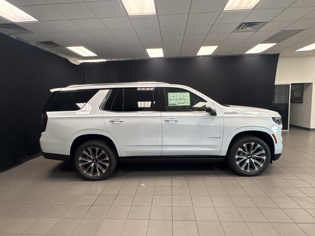 New 2026 Chevrolet Tahoe High Country AWD/4WD image 2
