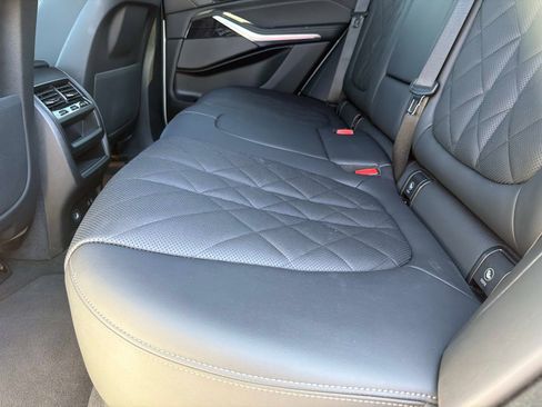 Used 2025 BMW X5 sDrive40i w/ M Sport Package RWD image 31