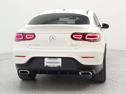 Used 2021 Mercedes-Benz GLC 300 4MATIC Coupe image 6