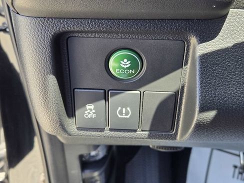 Used 2019 Honda HR-V Sport image 19