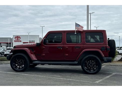 Used 2021 Jeep Wrangler Unlimited Sahara w/ Safety Group image 7