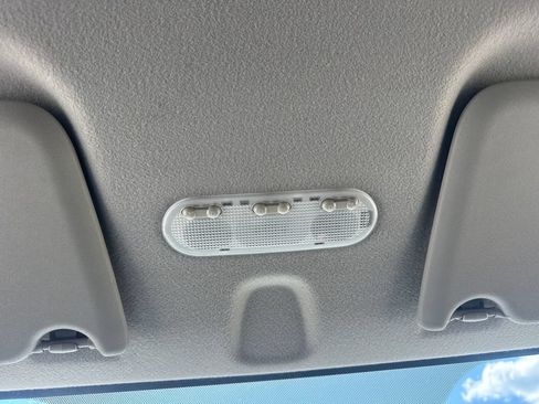 Used 2019 Nissan NV200 SV FWD image 27