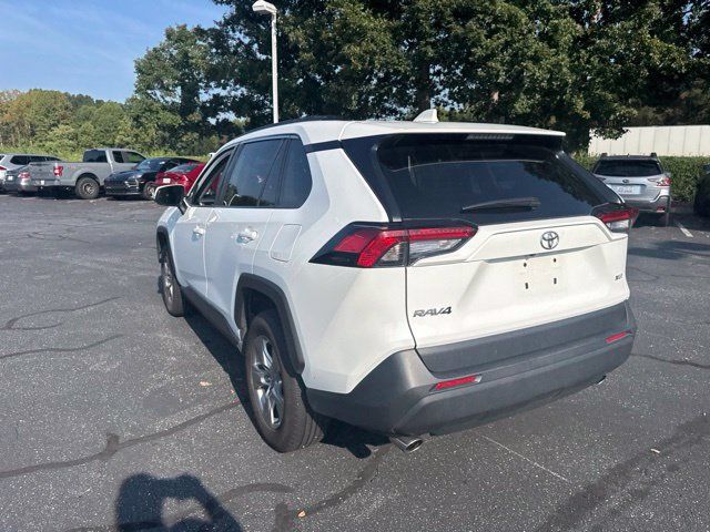 Used 2025 Toyota RAV4 XLE FWD image 7