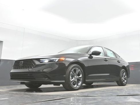 New 2026 Honda Accord EX-L image 43