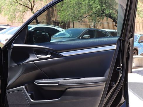 Used 2020 Honda Civic LX image 33