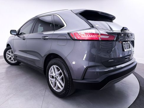Used 2024 Ford Edge SEL w/ Convenience Package AWD/4WD image 2