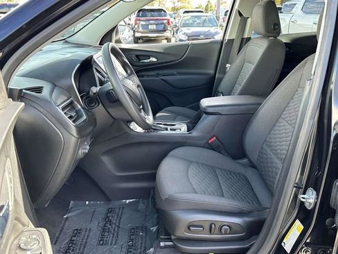 Used 2020 Chevrolet Equinox LT image 17