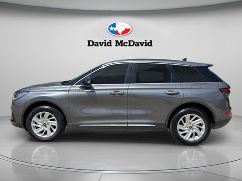 Certified 2023 Lincoln Corsair AWD image 2