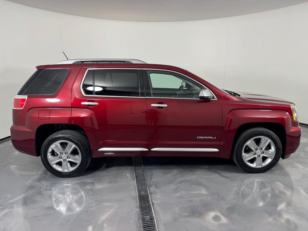 Used 2016 GMC Terrain Denali FWD image 4