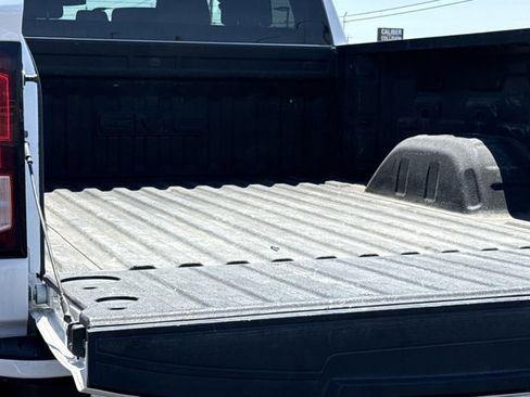 Used 2023 GMC Sierra 1500 Elevation AWD/4WD image 10