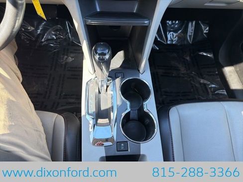 Used 2017 Chevrolet Equinox Premier w/ Enhanced Convenience Package FWD image 13