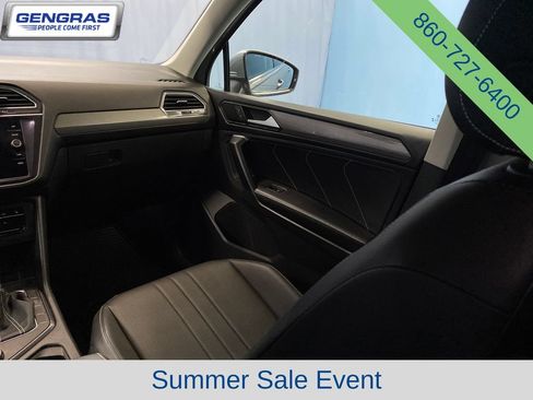 Used 2023 Volkswagen Tiguan SE AWD/4WD image 28