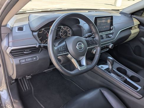 Used 2022 Nissan Altima 2.5 SR FWD image 16