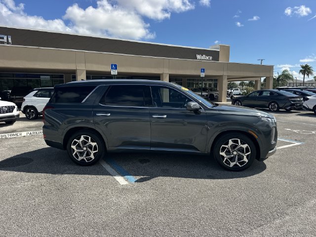 Certified 2022 Hyundai Palisade Calligraphy w/ Cargo Package AWD/4WD image 5