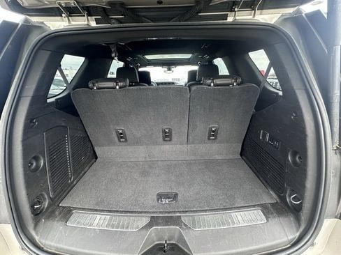 Used 2021 GMC Yukon Denali w/ Denali Ultimate Package image 14