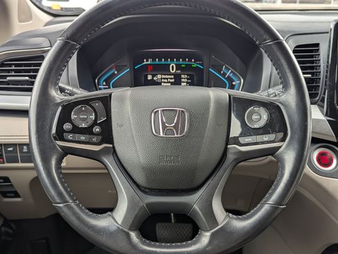Used 2018 Honda Odyssey EX-L image 18