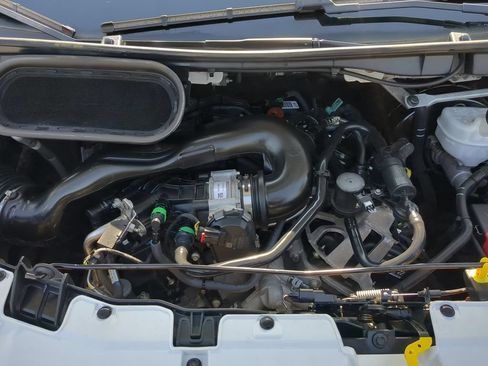 Used 2023 Ford Transit 350 XLT RWD image 32