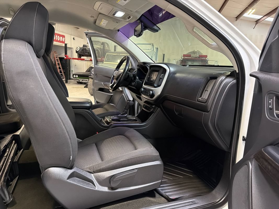 Used 2015 GMC Canyon SLE RWD image 33