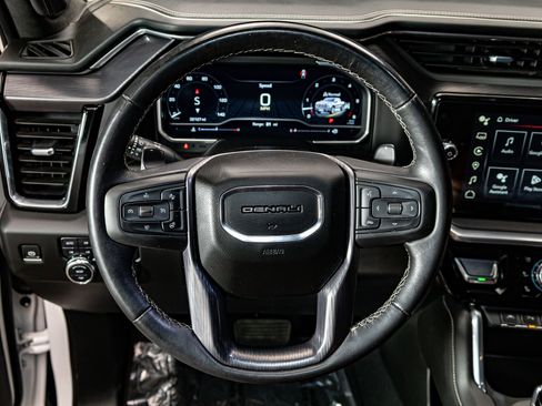 Used 2023 GMC Sierra 1500 Denali Ultimate image 17