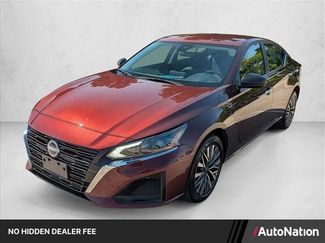 Used 2025 Nissan Altima 2.5 SV AWD/4WD video 1