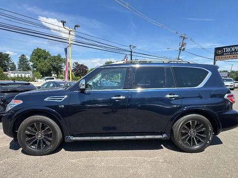 Used 2019 Nissan Armada Platinum w/ Interior Lighting Package AWD/4WD image 8
