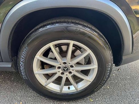 Used 2024 Mercedes-Benz GLE 450e 4MATIC image 28