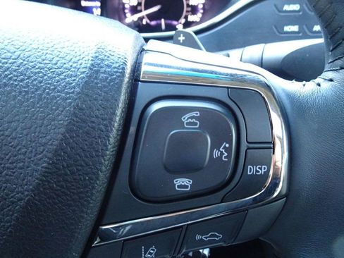 Used 2016 Toyota Avalon Limited w/ Toyota Safety Sense Package image 20