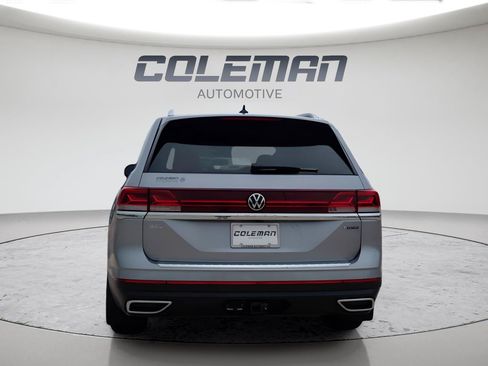 Used 2024 Volkswagen Atlas SEL AWD/4WD image 9