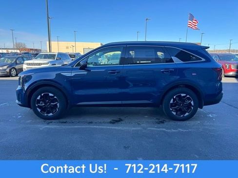 New 2025 Kia Sorento S w/ Panoramic Sunroof Package image 12