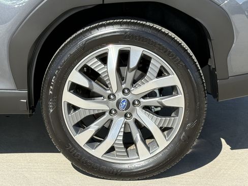 Used 2025 Subaru Forester Touring AWD/4WD image 16