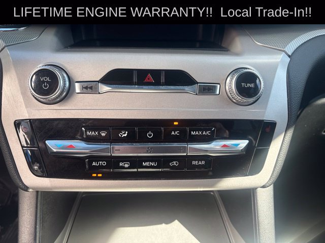 Used 2023 Ford Explorer XLT w/ Equipment Group 202A AWD/4WD image 24