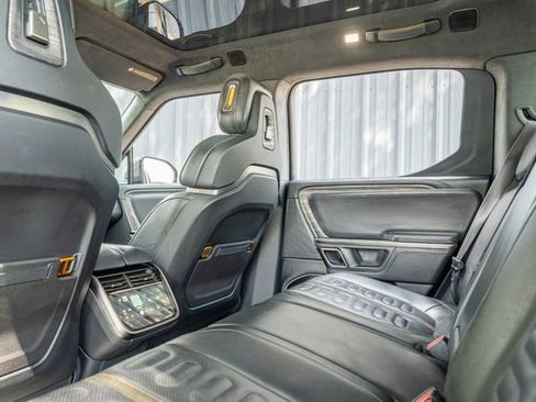 Used 2022 Rivian R1T Launch Edition image 36