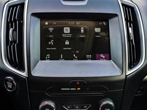 Used 2018 Ford Edge SEL w/ Equipment Group 201A image 20