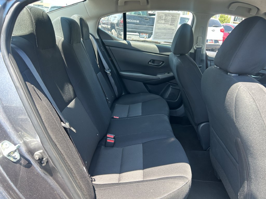 Used 2025 Nissan Sentra SV FWD image 30