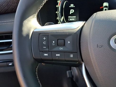 Used 2025 INFINITI QX60 Sensory w/ Vision Package AWD/4WD image 24