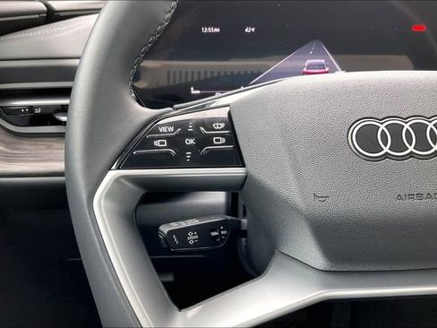 Certified 2025 Audi Q5 Premium Plus w/ Premium Plus image 18