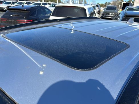 Used 2022 Toyota RAV4 XLE w/ Convenience Package image 14