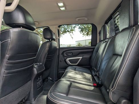 Used 2018 Nissan Titan PRO-4X w/ Pro-4x Convenience Package image 20