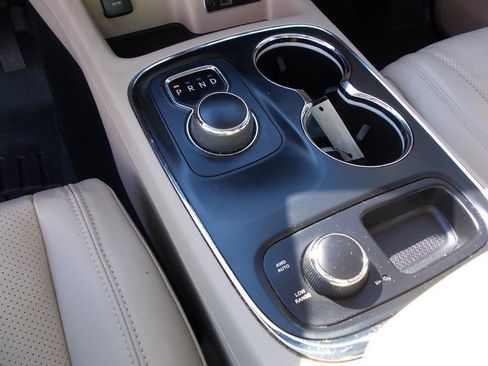 Used 2014 Dodge Durango Citadel w/ Technology Group AWD/4WD image 31