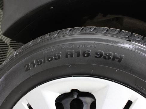 Used 2015 Chevrolet Trax LS FWD image 33