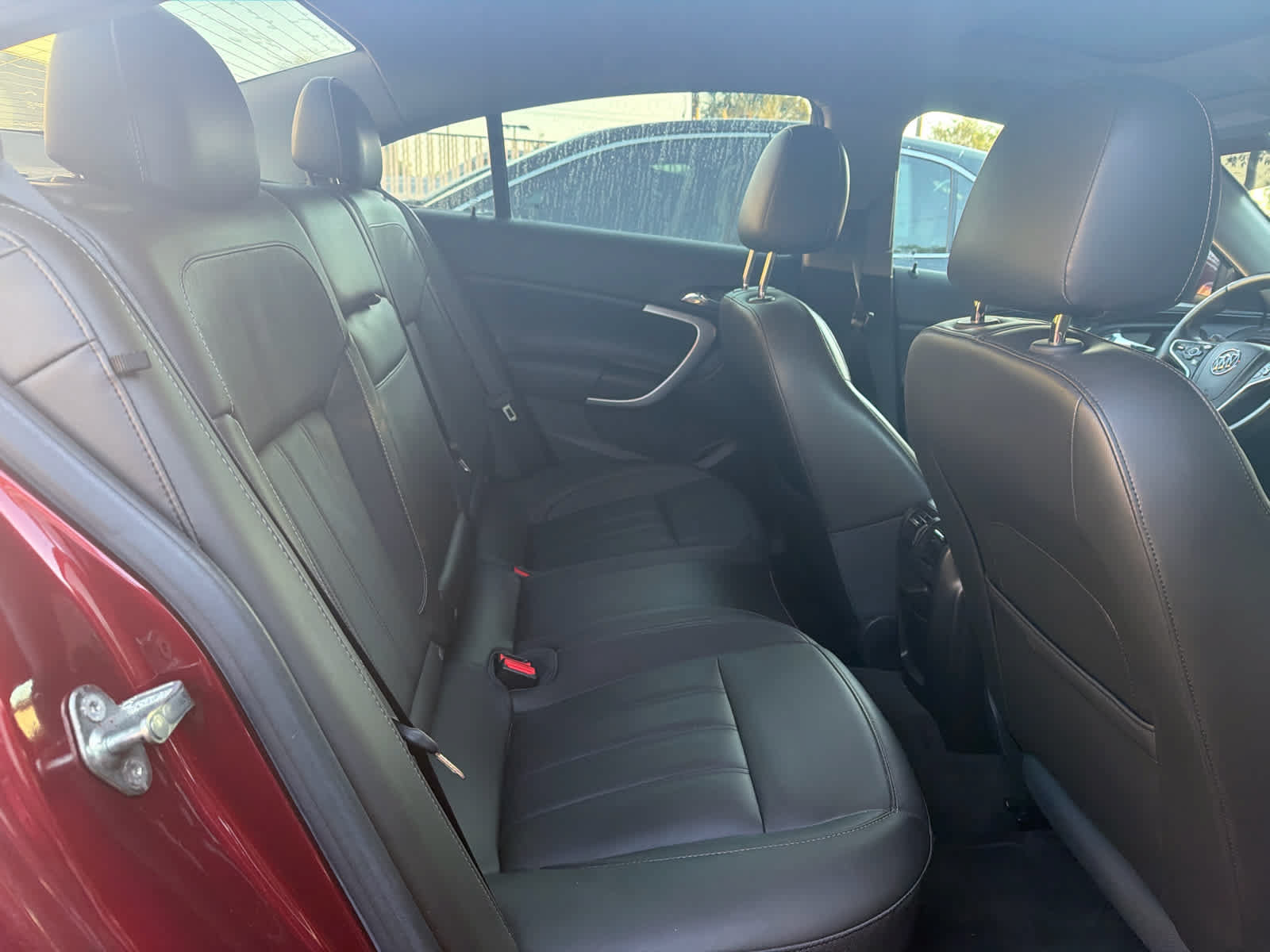 Used 2016 Buick Regal FWD image 4