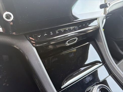 New 2026 Jeep Grand Cherokee Laredo image 11