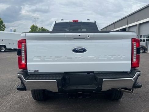 New 2025 Ford F350 Lariat w/ Chrome Package image 8