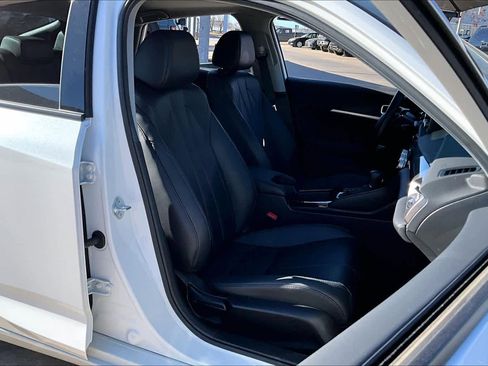 Used 2024 Acura Integra image 8