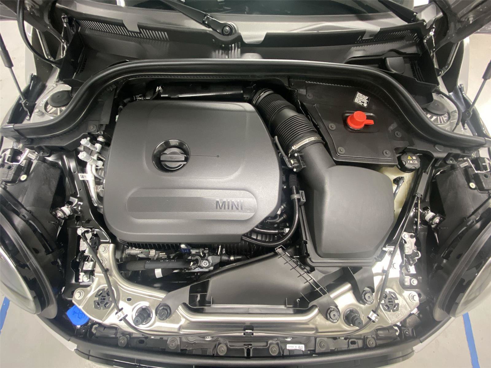 New 2026 MINI Cooper 2-Door Hardtop FWD image 22